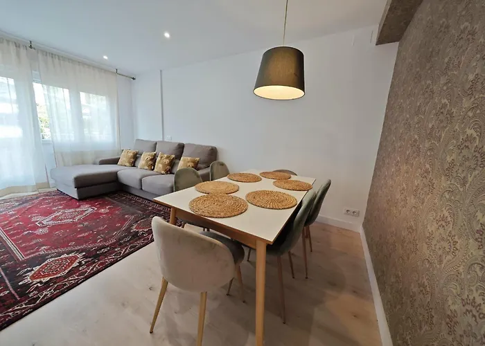 Daire Tomas Paredes, Vigo, 3 *