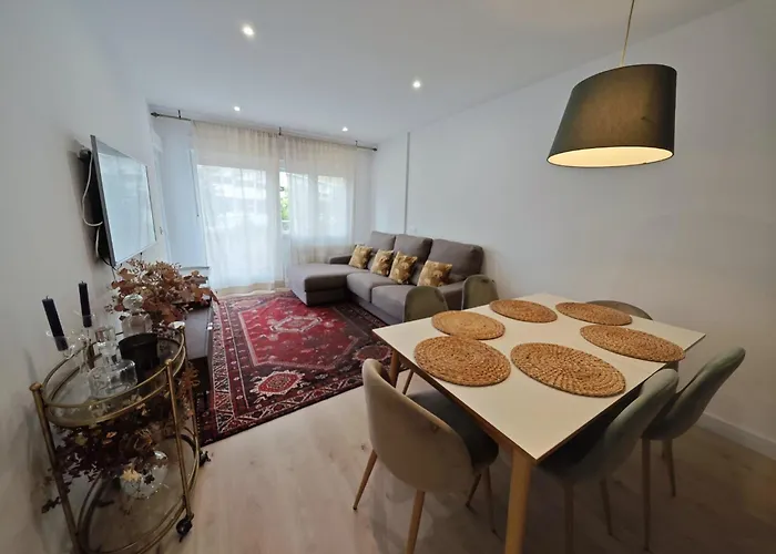 Tomas Paredes, Vigo, 3 Daire