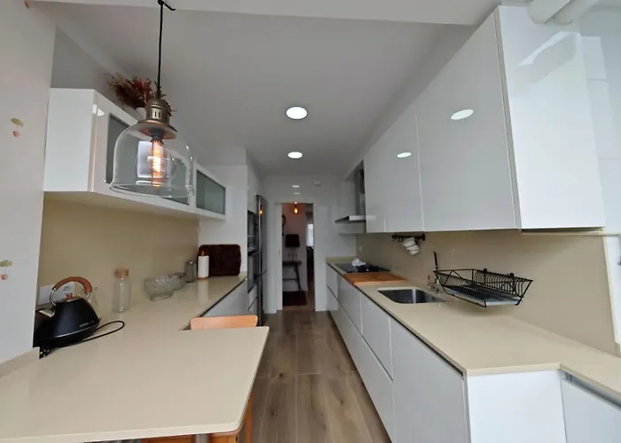 Daire Tomas Paredes, Vigo, 3 Vigo